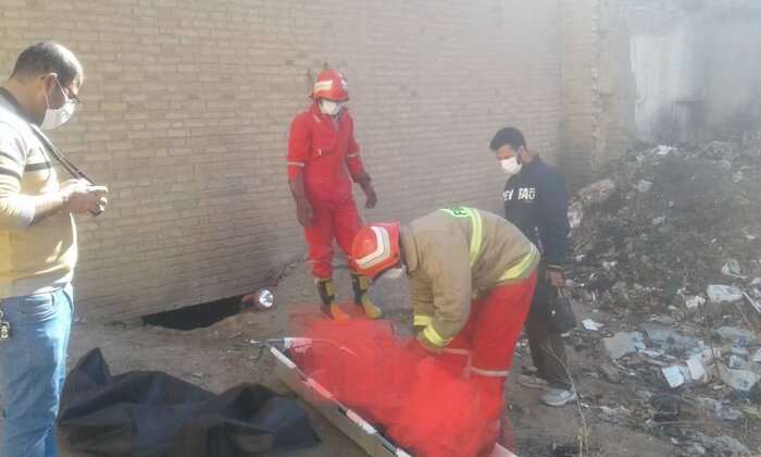جسد مردی ۵۵ ساله در یک ساختمان مخروبه شهر ملایر کشف شد