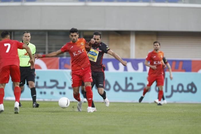 گلمحمدی: مقصر باخت هستم/ از هواداران پرسپولیس عذرخواهی میکنم