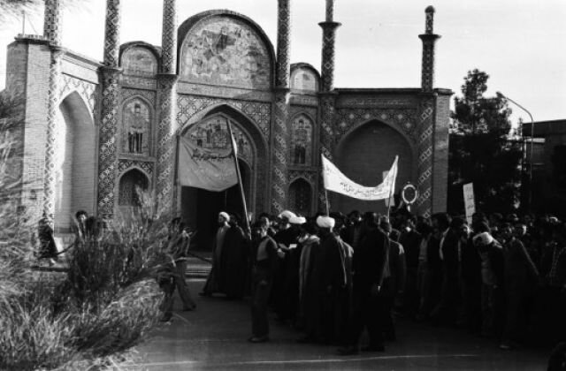بیم و امیدهای وقایع تاریخ انقلاب، از زبان مبارزان سمنانی 6
