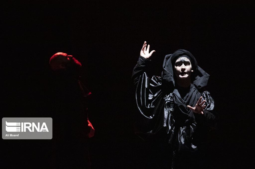 اجرای 21 نمایش در دومین ایستگاه چهلمین جشنواره تئاتر فجر