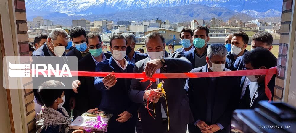 استاندار ایلام: دولت سیزدهم بر تحقق گفتمان عدالت محوری متمرکز شده است استاندار ایلام: دولت سیزدهم بر تحقق گفتمان عدالت محوری متمرکز شده است