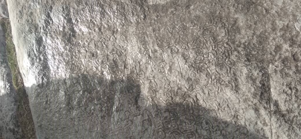 یک کتیبه و چند پله دستکند در مرودشت فارس کشف شد یک کتیبه و چند پله دستکند در مرودشت فارس کشف شد