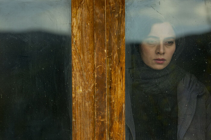 واکنش همسر شهید رضایینژاد به فیلم «هناس»/ اشک کارگردان درآمد 4