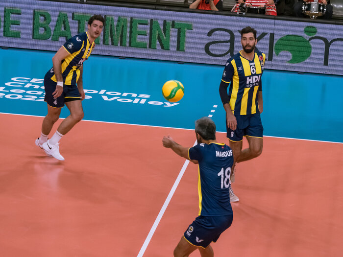 پیروزی فنرباغچه در لیگ قهرمانان اروپا با حضور معروف و موسوی 2