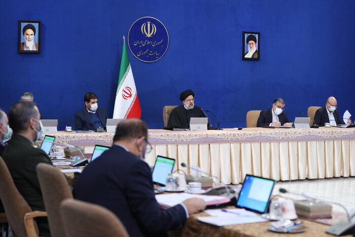 عزم دولت برای ورود نخبگان به دستگاههای اجرایی/انجام مقدمات برای جذب ۲۰۰ نخبه