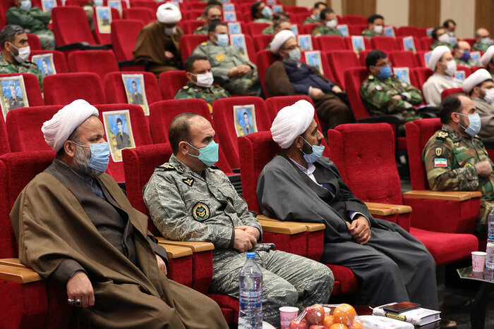 ارتش و نیروهای مسلح جمهوری اسلامی حامی مستضعفان جهان هستند