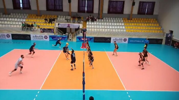 صعود هورسان و هراز در هفته بیستوپنجم لیگ برتر والیبال