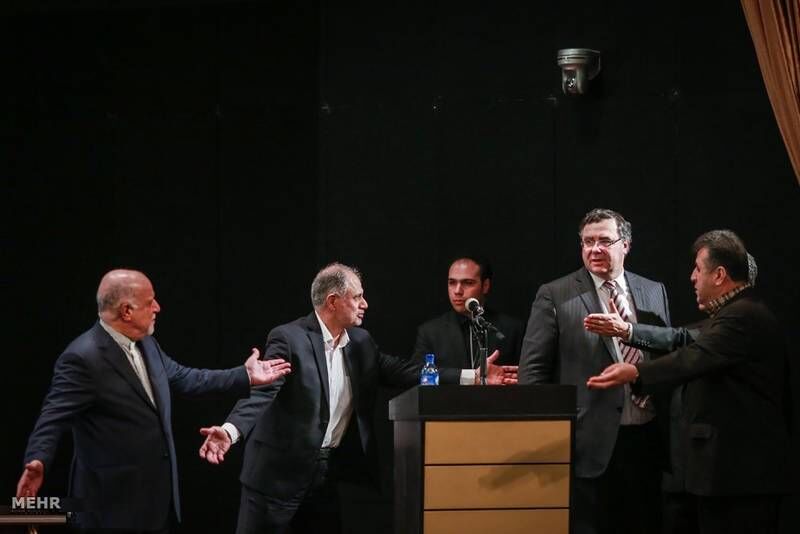 اقدامات اقتصادی هیجانی پسابرجام تکرار نمی‌شود