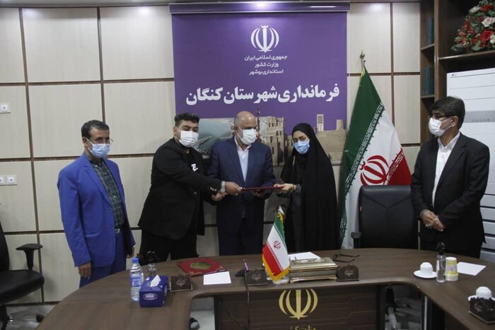 استاندار بوشهر: در مقابل شهدا مسئول هستیم