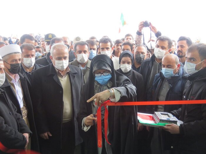 4 طرح عمرانی و ورزشی به مناسبت دهه فجر در مهاباد افتتاح شد