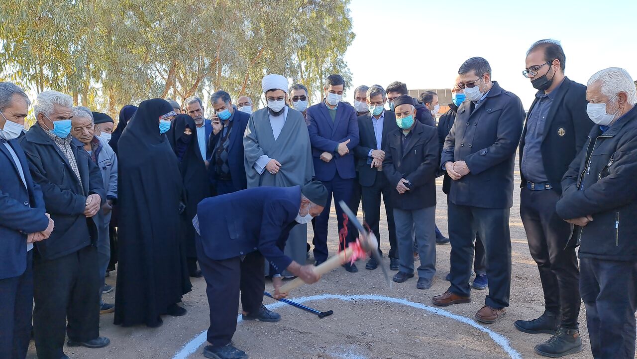 بهره برداری از ۲۳ طرح  عمرانی در  شهرستان خور و بیابانک آغاز شد

