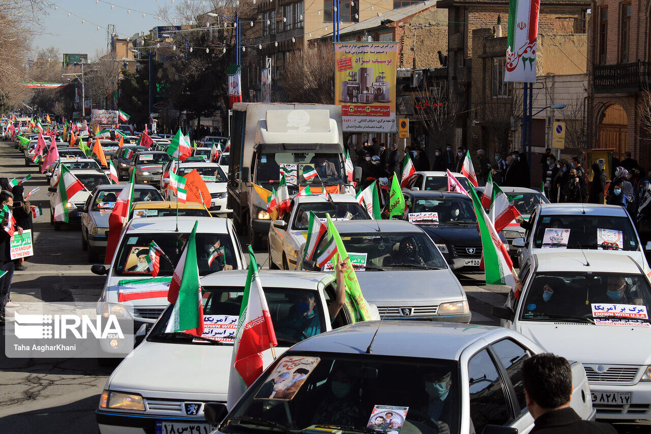 راهپیمایی ۲۲ بهمن در سیستان و بلوچستان خودرویی برگزار می‌شود