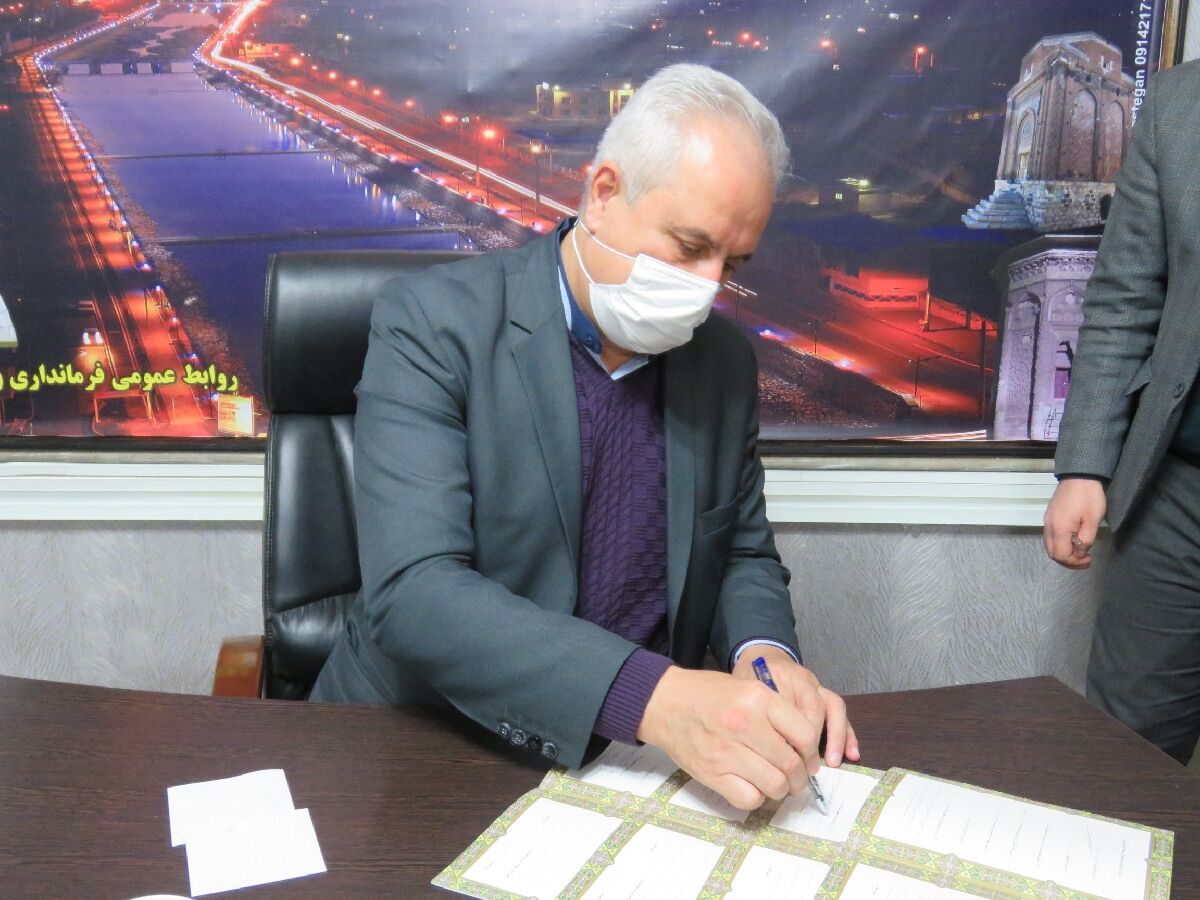 تفاهم‌نامه ساخت مدرسه خیرساز در روستای مغانجیق مراغه امضا شد