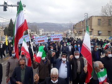 حماسه چهل و سوم در سراسر ایران؛ از رژه خودرویی تا اهتزاز پرچم افتخار