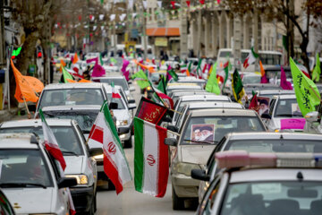 راهپیمایی خودرویی و موتوری ۲۲ بهمن در کرمانشاه