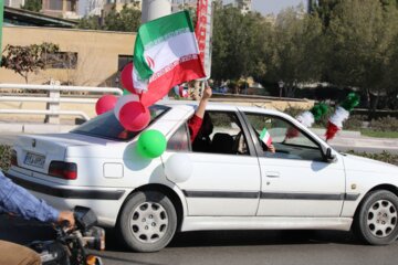 حماسه  مردم هرمزگان در راهپیمایی خودرویی 22 بهمن 1400