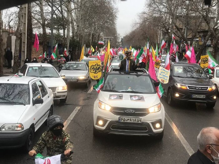 حماسه چهل و سوم در سراسر ایران؛ از رژه خودرویی تا اهتزاز پرچم افتخار