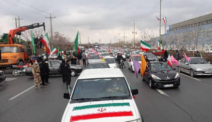 آغاز راهپیمایی موتوری و خودرویی در چهل و سومین بهار پیروزی انقلاب در اراک