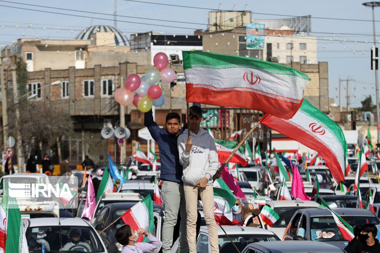 راهپیمایی 22 بهمن تا دقایقی دیگر در سراسر کشور آغاز میشود