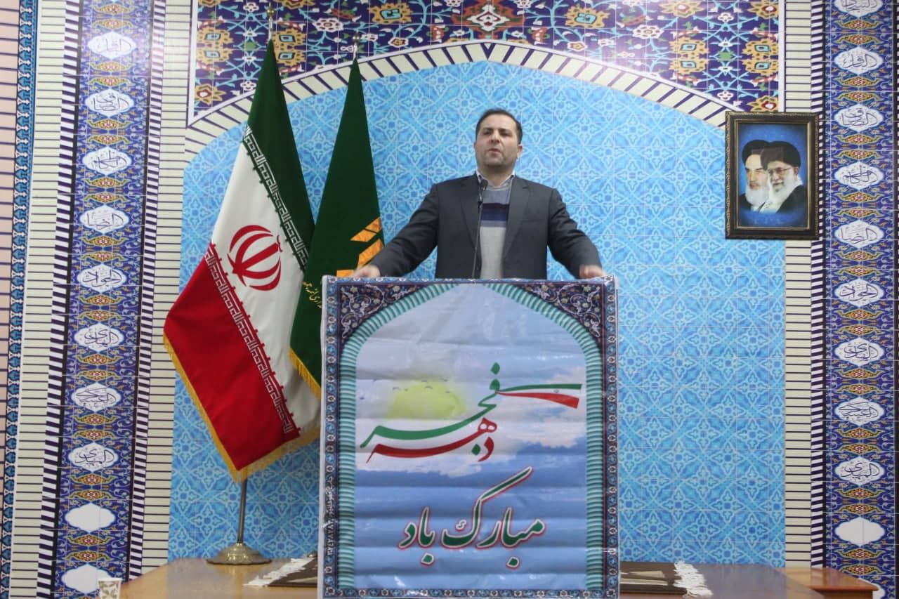 نماینده خلخال:  نباید به ادامه  فعالیت مدیران ضعیف در استان اردبیل اجازه داد