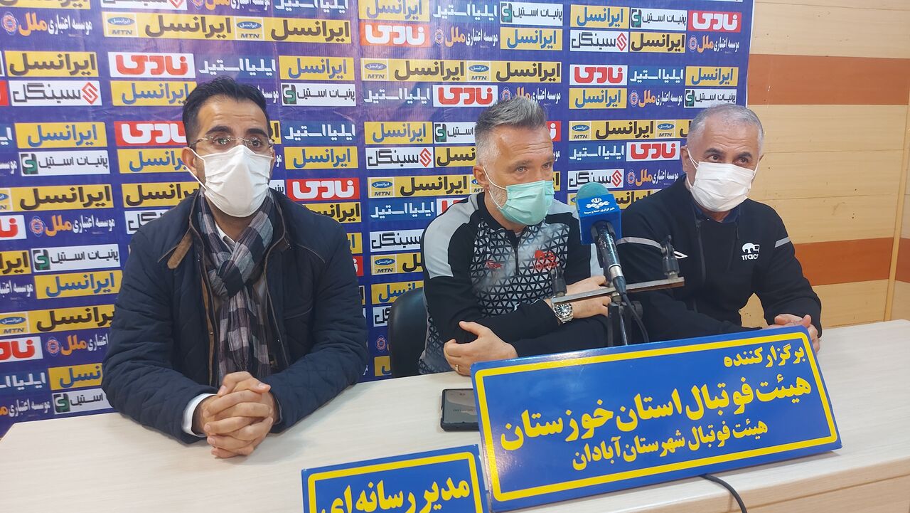 برابر صنعت نفت آبادان به دنبال پیروزی هستیم