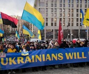 جنگ روانی آمریکا علیه روسیه، مردم اوکراین را به خیابان‌ها آورد