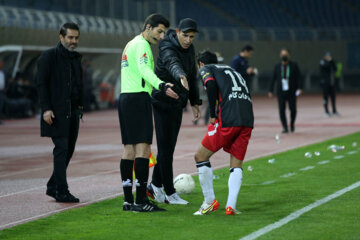 لیگ برتر فوتبال/مسابقه نساجی قائمشهر و پرسپولیس تهران