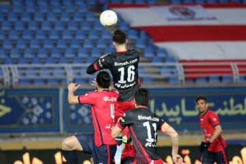 لیگ برتر فوتبال/مسابقه نساجی قائمشهر و پرسپولیس تهران