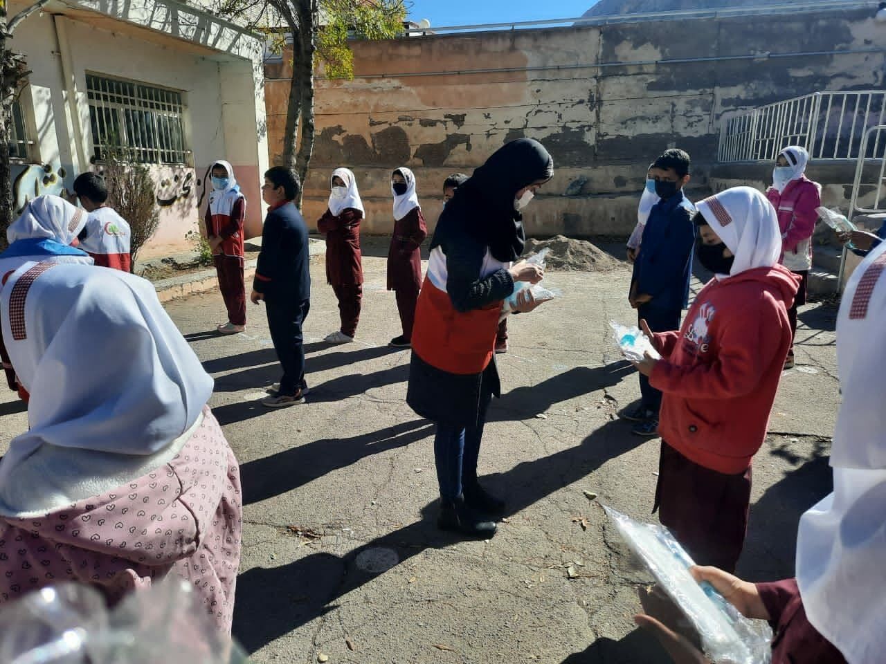 طرح سلامتگر از سوی هلال احمر در ۱۵۰ مدرسه زنجان اجرا شد