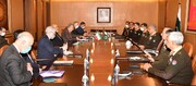 فرمانده ارتش پاکستان: افزایش همکاری با ایران برای صلح منطقه حیاتی است