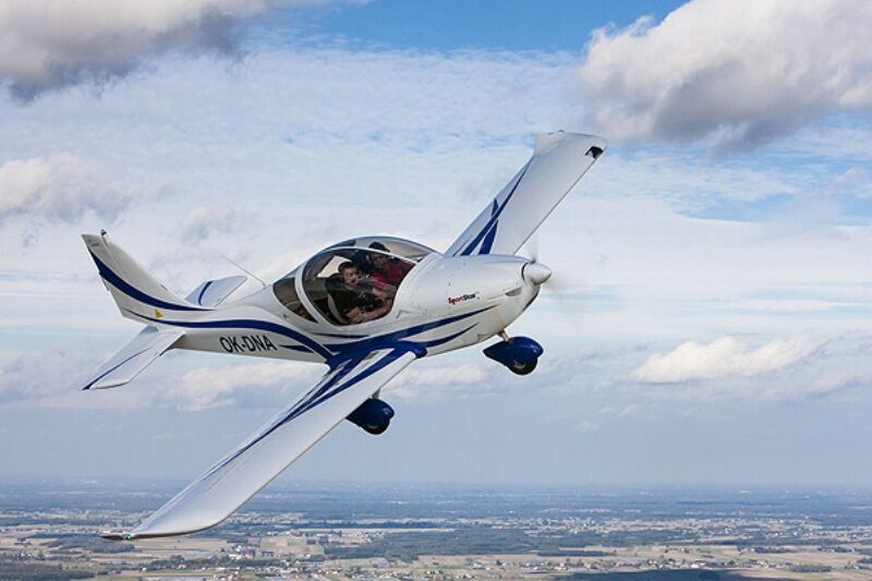 فرودگاه آموزشی مهریز با ۲۵۶ میلیارد تومان سرمایه گذاری افتتاح شد فرودگاه آموزشی مهریز با ۲۵۶ میلیارد تومان سرمایه گذاری افتتاح شد