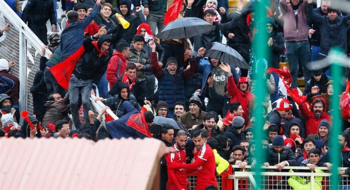 برداشت بیست و هشتم از دوئل پرشورها و آبیپوشها؛ حسرت ۳ساله و ۳روزه تیتیها