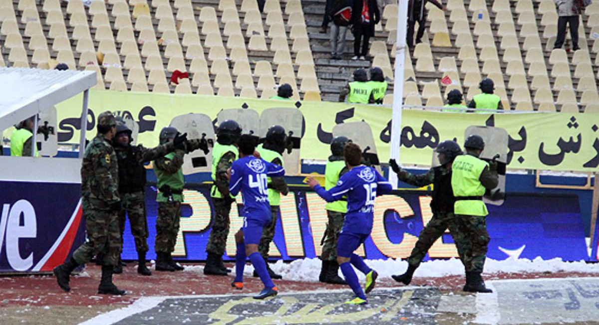 برداشت بیست و هشتم از دوئل پرشورها و آبیپوشها؛ حسرت ۳ساله و ۳روزه تیتیها