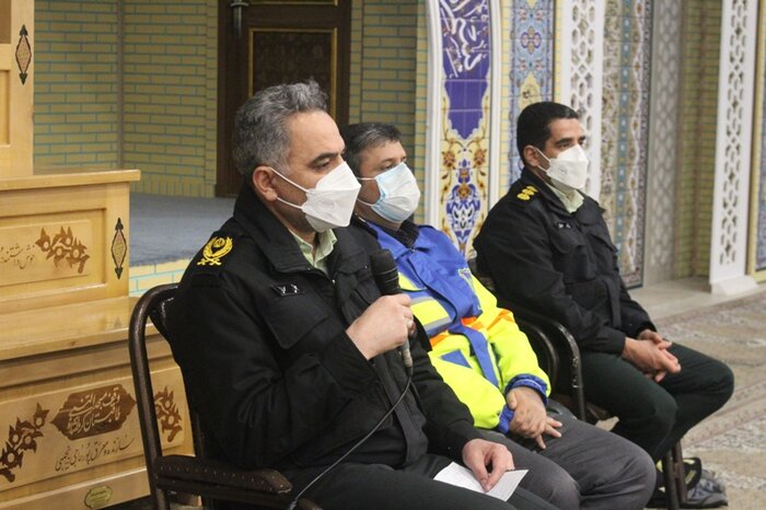 پلیس با همه توان از دستاوردهای اصیل انقلاب اسلامی دفاع می کند