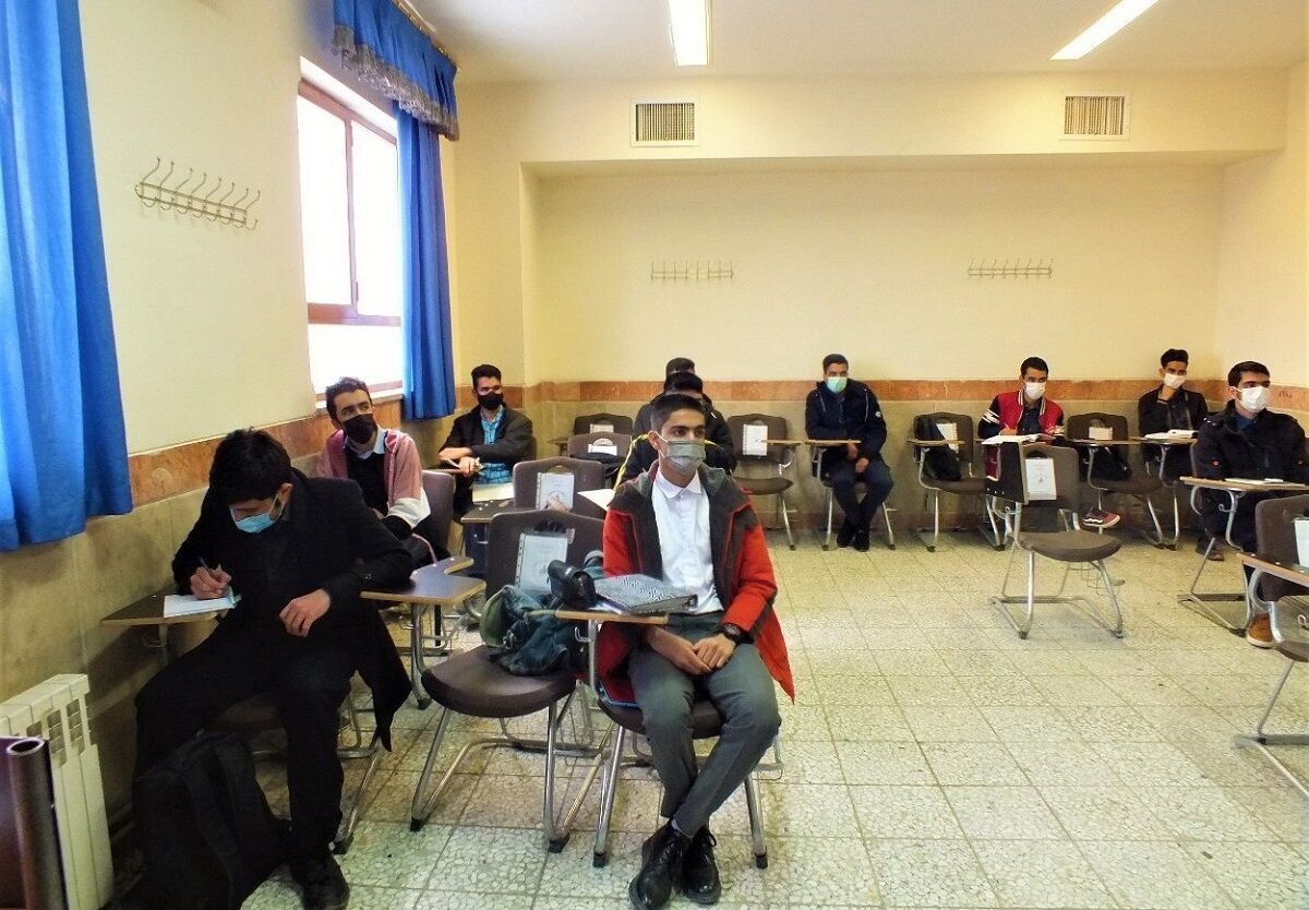 آموزش در برخی مدارس خراسان جنوبی حضوری میشود آموزش در برخی مدارس خراسان جنوبی حضوری میشود