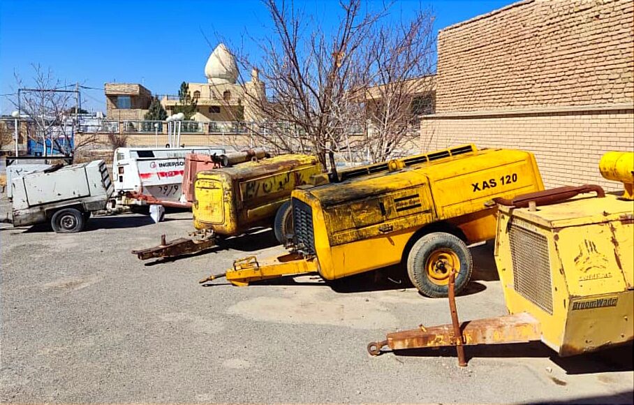 ۱۰۰ چاه غیرمجاز در آباده فارس مسدود شد ۱۰۰ چاه غیرمجاز در آباده فارس مسدود شد
