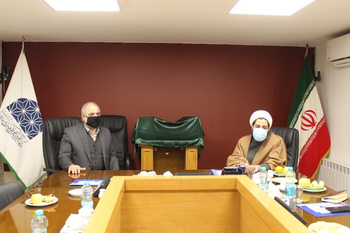 زیرساختها برای نهضت تولید و نشر محتوای دینی توسط مردم فراهم شود