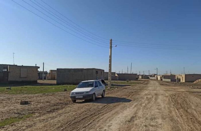 اهالی شهر مرزی کرند گلستان همت جهادی دولت را رافع مشکلاتشان میدانند