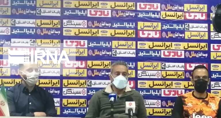 کلانتری: مقابل تیم صنعت نفت آبادان محکوم به بُرد هستیم کلانتری: مقابل تیم صنعت نفت آبادان محکوم به بُرد هستیم