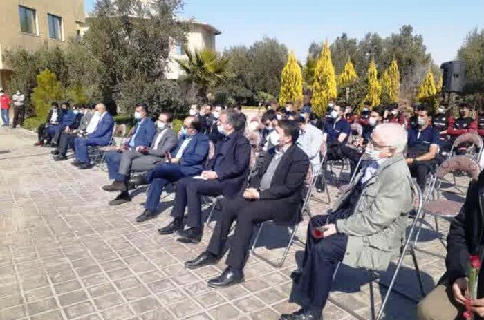 استاندار : حمایت باشگاه فولاد یزد از تیم های ورزشی مسئولیت اجتماعی است