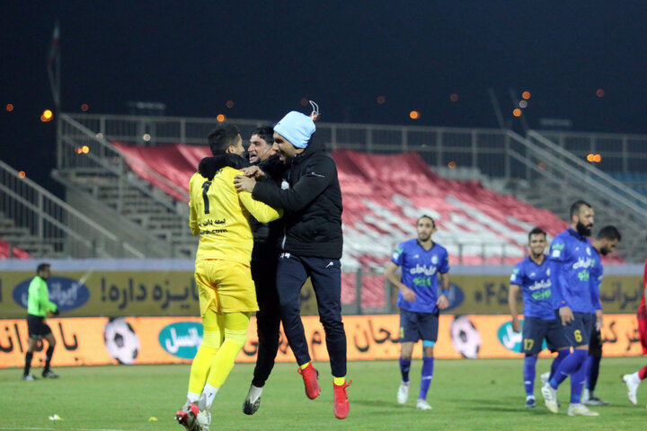 بر ملا شدن رازهای قهرمانی استقلال با سند؛ آبیها چگونه بر بام فوتبال ایران ایستادند؟