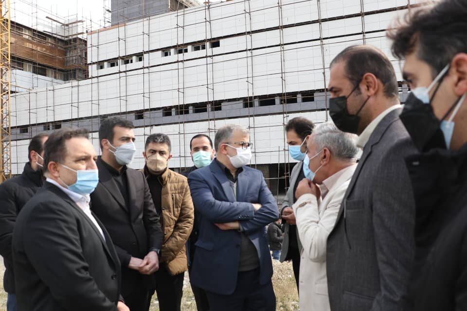 استاندار البرز از سه پروژه بهداشتی و درمانی فردیس بازدید کرد