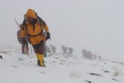برف پیمایی کوهنوردان تکاب