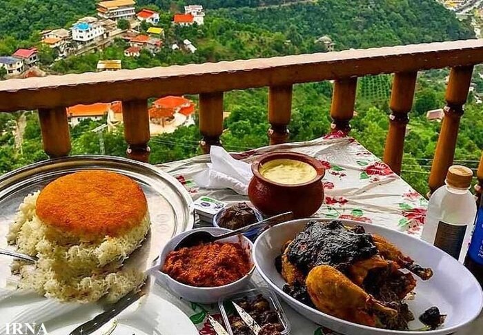 چرا ضرغامی به خوراک اهمیت میدهد؟