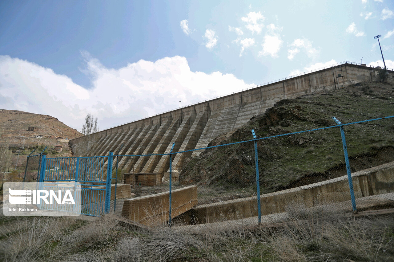 از سقوط جنگنده اف ۵ ارتش تا فعالیت شرکتهای دانش بنیان در کشور