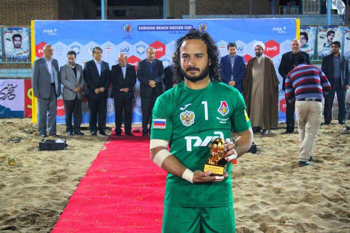 حسینی: آینده فوتبال ساحلی روشن نیست؛ مجبورم کردند خداحافظی کنم