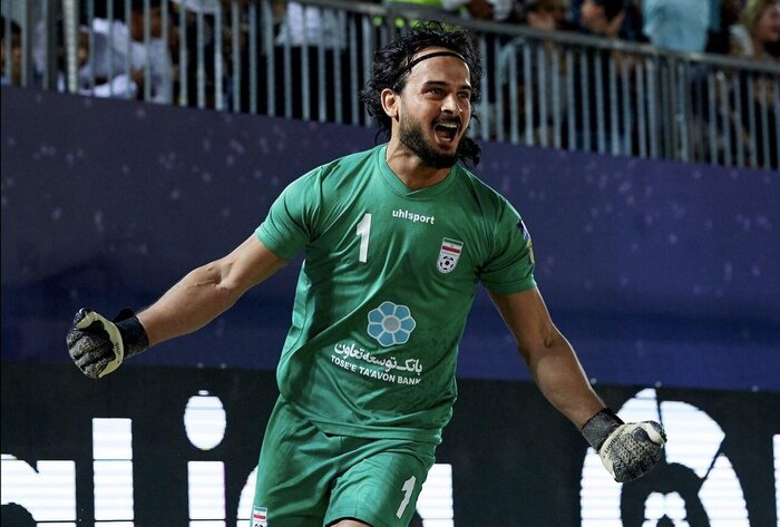 حسینی: آینده فوتبال ساحلی روشن نیست؛ مجبورم کردند خداحافظی کنم