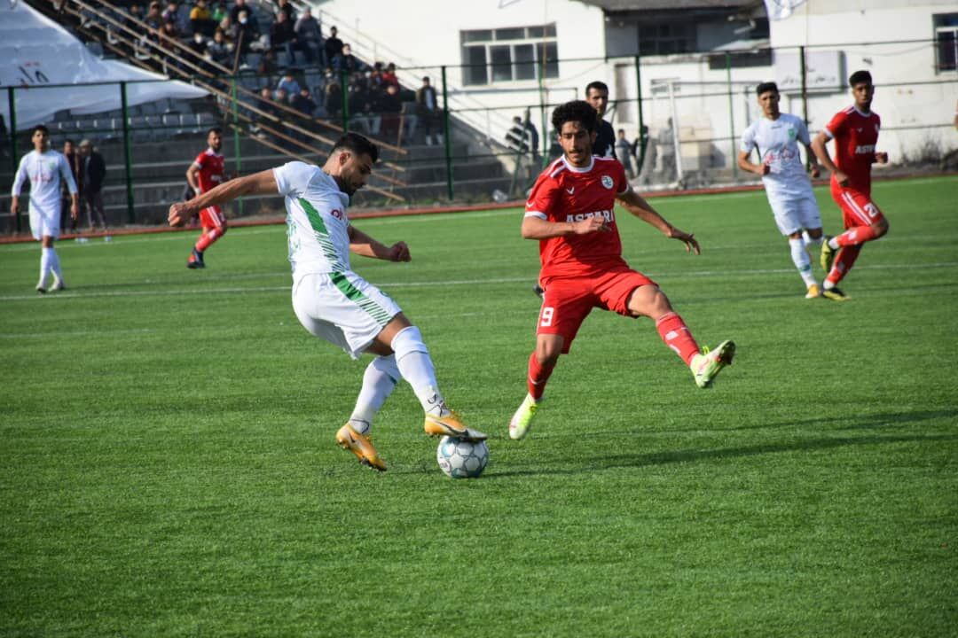 نمایندگان فوتبال گیلان بهدنبال آخرین پیروزی 1400