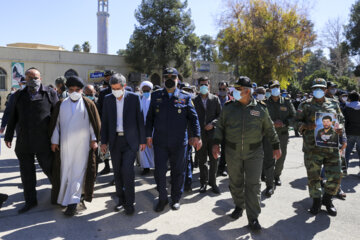 تشییع پیکر خلبان شهید سانحه هوایی تبریز در شیراز