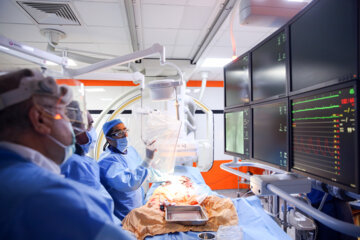 انجام موفقیت‌آمیز دو عمل پیشرفته قلب در بیمارستان رضوی